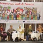Sesi pleno “Mengatasi Diskriminasi dan Intoleransi Indonesia Menuju Indonesia yang Berbhineka dan Bersatu” dengan narasumber (kiri-kanan) Rinno Arna (moderator), Lien Maloali (Foker LSM Papua), Prof. Dr. Machasin MA (Kepala Litbang dan Diklat Kementerian Agama), Yenny Wahid (Wahid Institute), Maria Ulfa (Komisioner KPAI), Ahmad Junaedi (SEJUK) dan Jonna Damanik (Konnas Diffabel). Membahas masalah diskriminasi dan intoleransi yang terjadi dalam kehidupan berbangsa dan bernegara. Konferensi INFID berlangsung 14-15 Oktober 2014 dengan tema “Re-demokratisasi Ekonomi, Sosial dan Politik untuk Pembangunan yang Inklusif”